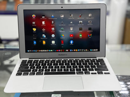MacBook Air | 2015 Box Pack with Mouse & Bag and New Charger