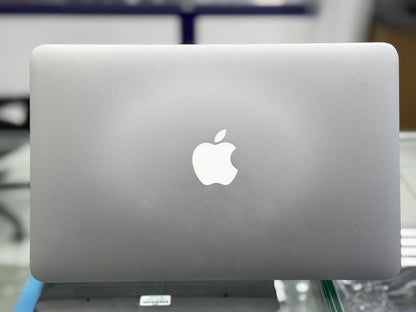 MacBook Air | 2015 Box Pack with Mouse & Bag and New Charger