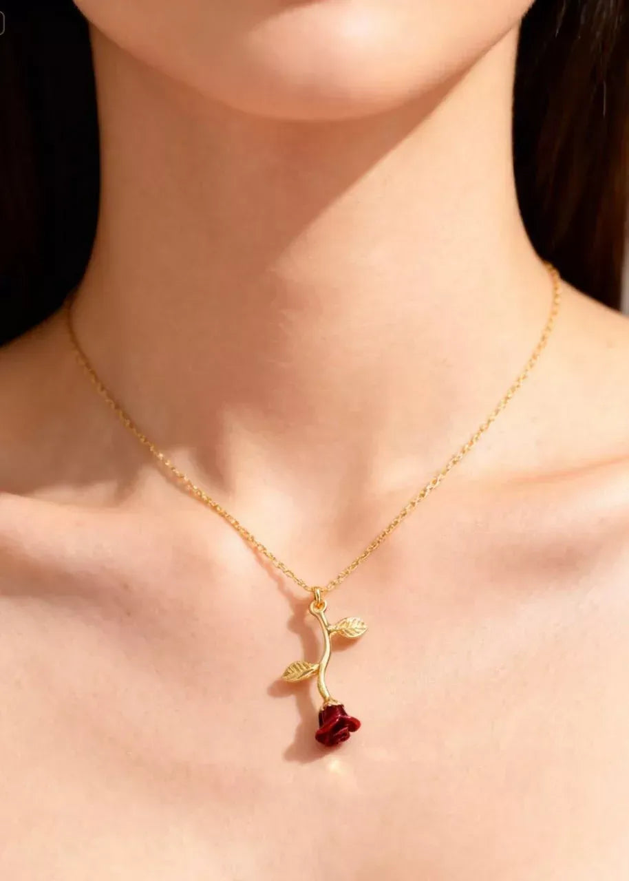 Falling Rose Pendant Golden Adjustable Chain